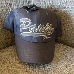 NEW with tags Paris France felt Embroidered Cap in Gray